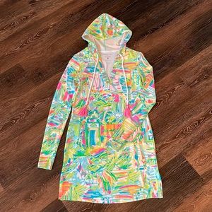 Lilly Pulitzer hooded swing dress with pockets in Sea Salt and Sun